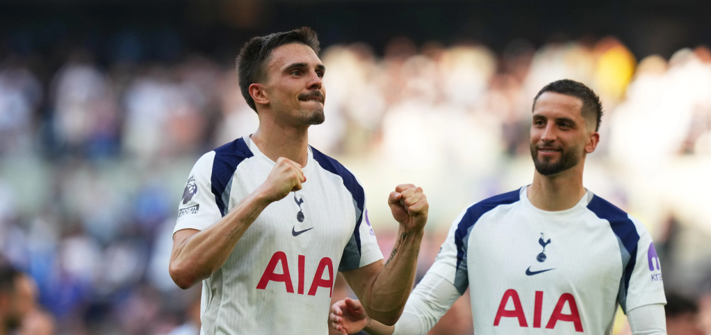 Diecisiete otra vez: Tottenham sobrevivió para volver a empezar desde la&nbsp;vergüenza