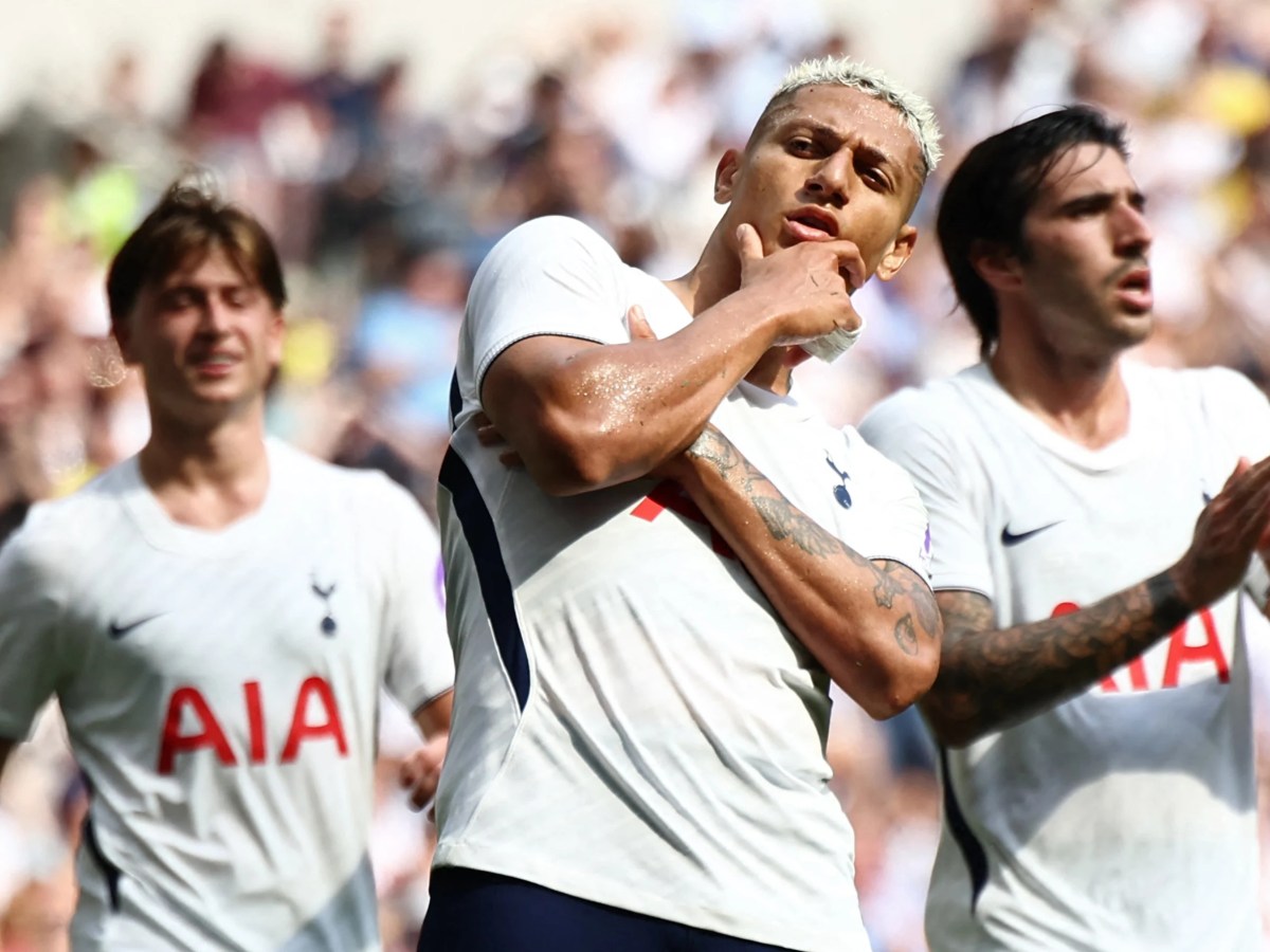 Tottenham despilfarró millones y millones de libras en fichajes: el plan de Roberto De&nbsp;Zerbi